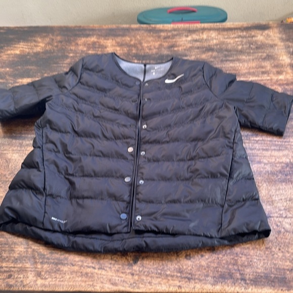 Nike Women AeroLoft short sleeve Jacket Black size Large puffer - Picture 1 of 16